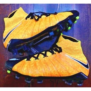 New Nike Jr Hypervenom Phantom III SZ 4.5Y Cleats